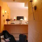 Adagio Place Kleber 4*