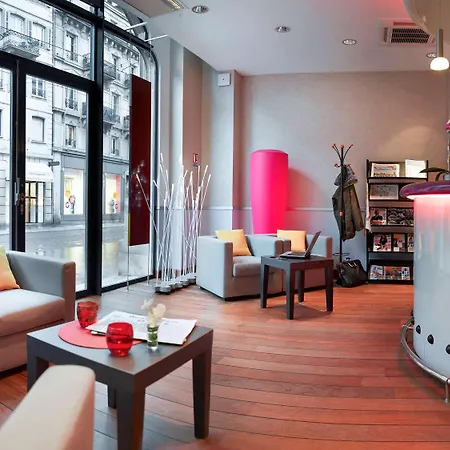 Hotel apartamentowy Adagio Place Kleber