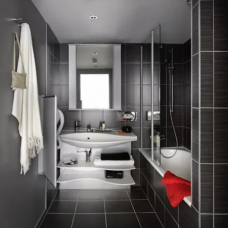 Adagio Place Kleber Aparthotel 4*