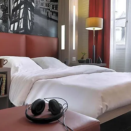 Adagio Place Kleber Aparthotel 4*