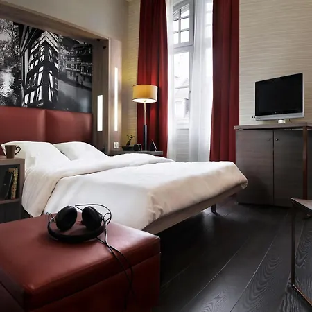Adagio Place Kleber 4*