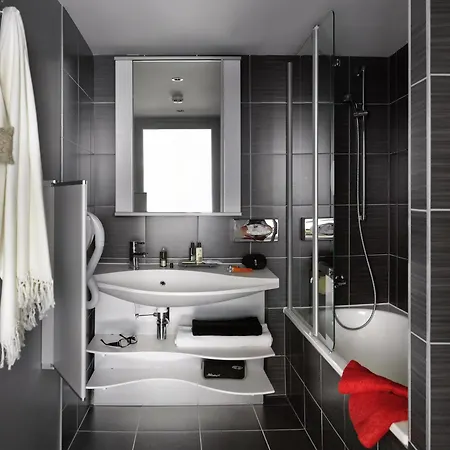 Adagio Place Kleber Aparthotel 4*