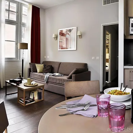 Adagio Place Kleber Appart hôtel 4*