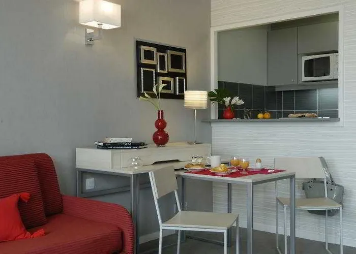 Adagio Place Kleber 4*