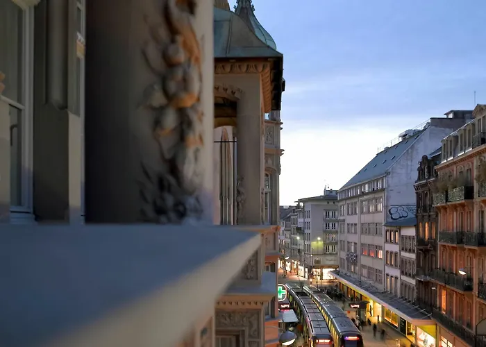 Adagio Place Kleber Aparthotel 4*