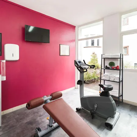 Hotel apartamentowy Adagio Place Kleber 4*