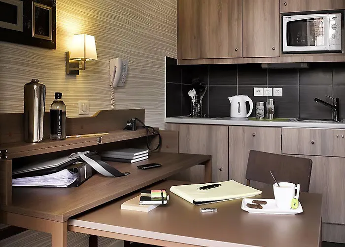 Adagio Place Kleber 4*